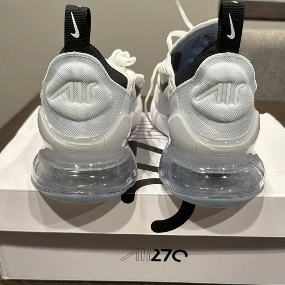 Nike Air Max 270